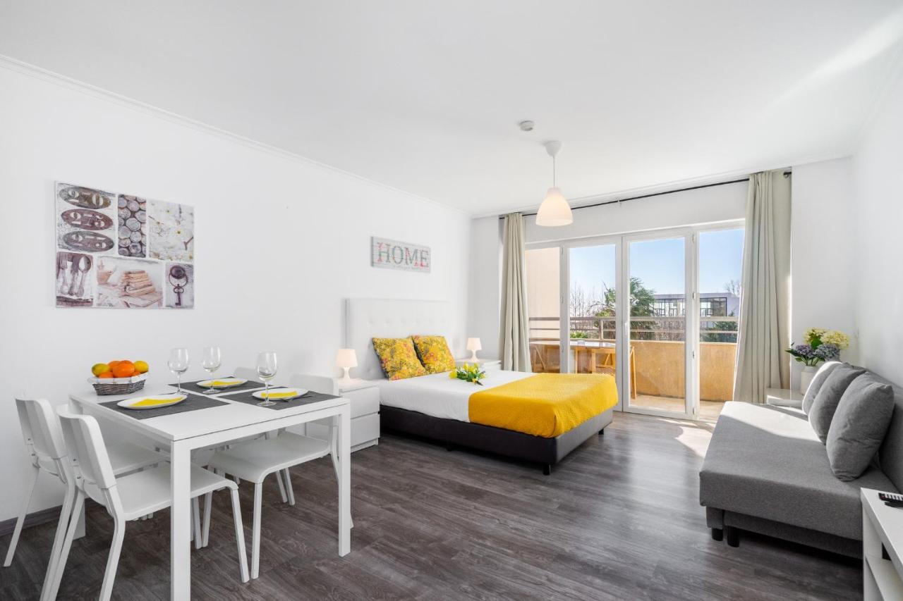 Praia Da Rocha, 4G Jardins Da Rocha, Sunny Studio, Air Conditioning, Two Pools, Internet, Parking, By Ig Portimão Eksteriør bilde